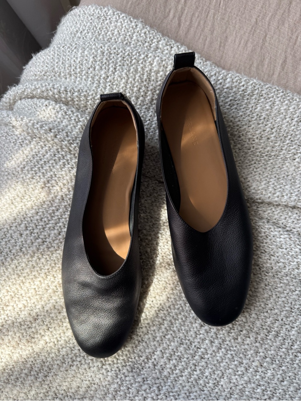 Everlane Day Glove Black Leather Slip-On Ballet Flats